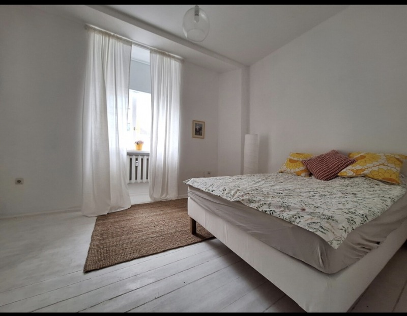Zu vermieten  3+ Schlafzimmer Sofia , Zentar , 210 qm | 47223169 - Bild [8]
