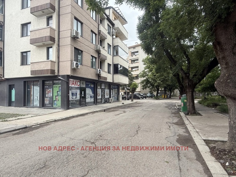 Дава под наем МАГАЗИН, гр. Търговище, Център, снимка 2 - Магазини - 53423189