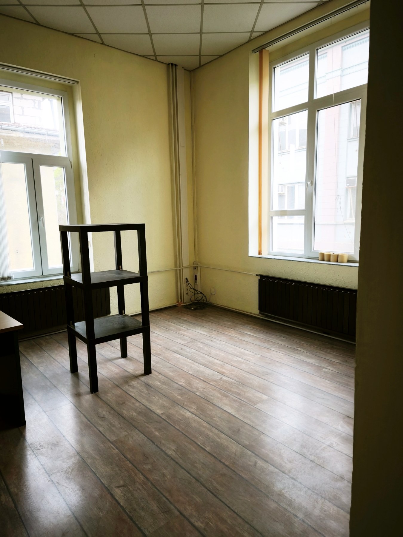 Дава под наем ОФИС, гр. Пловдив, Център, снимка 3 - Офиси - 54289915