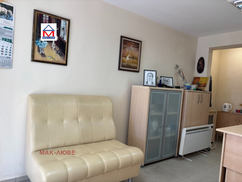 Дава под Наем ОФИС в град Варна, Център - 19 кв.м / 290 € » 567.19 лв., МАК-ЛЮВЕ