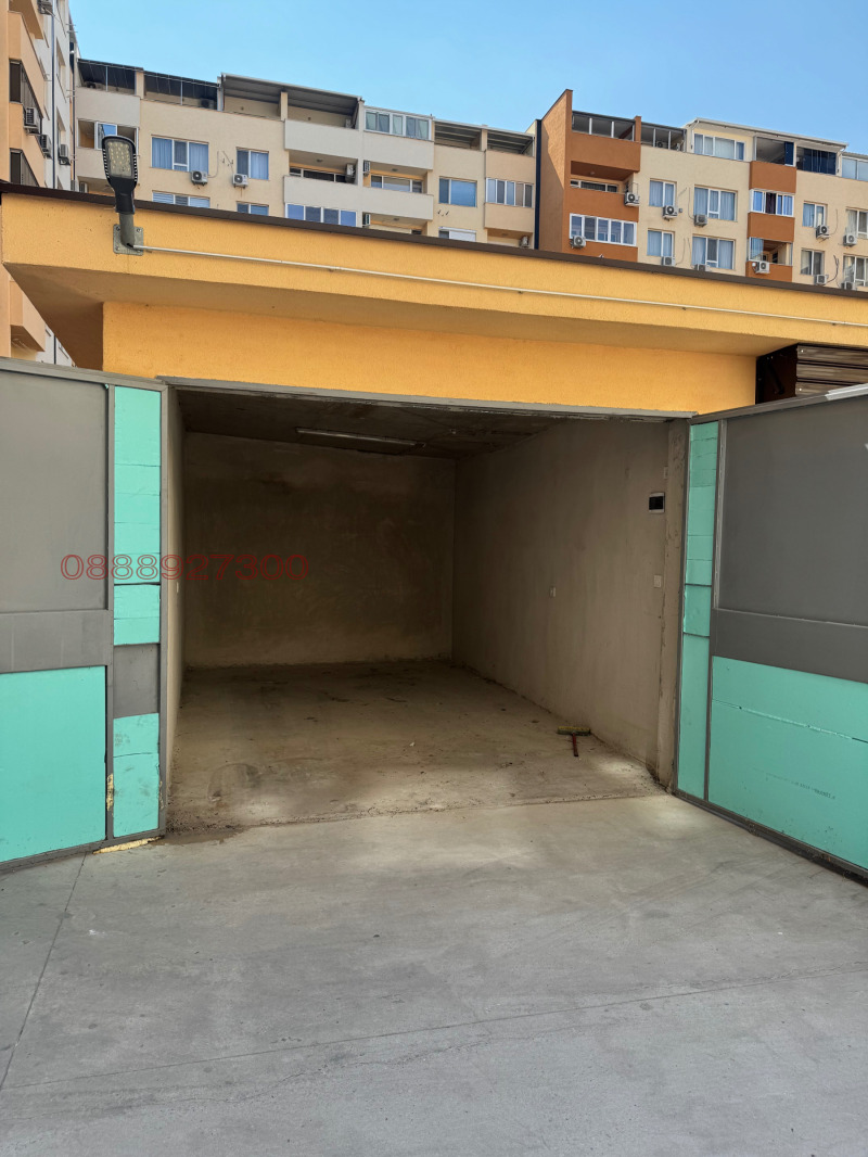 Дава под наем ГАРАЖ, ПАРКОМЯСТО, гр. Пловдив, Тракия, снимка 4 - Гаражи и паркоместа - 52784468