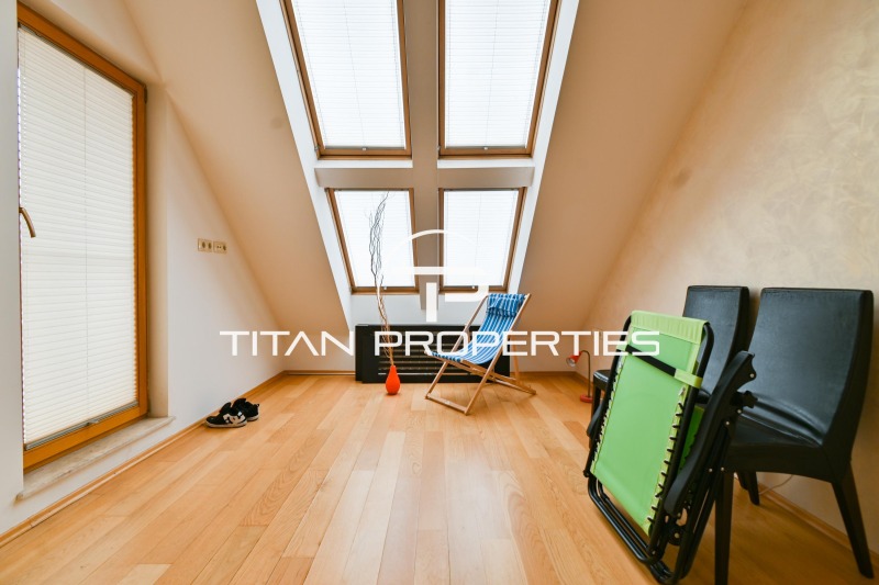 K pronájmu  2 ložnice Sofia , Centar , 200 m2 | 27412667 - obraz [15]