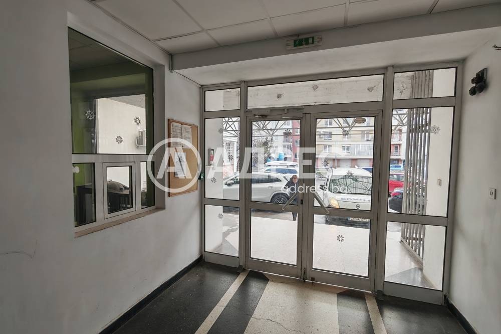 Дава под наем ОФИС, гр. София, Дървеница, снимка 15 - Офиси - 53975643