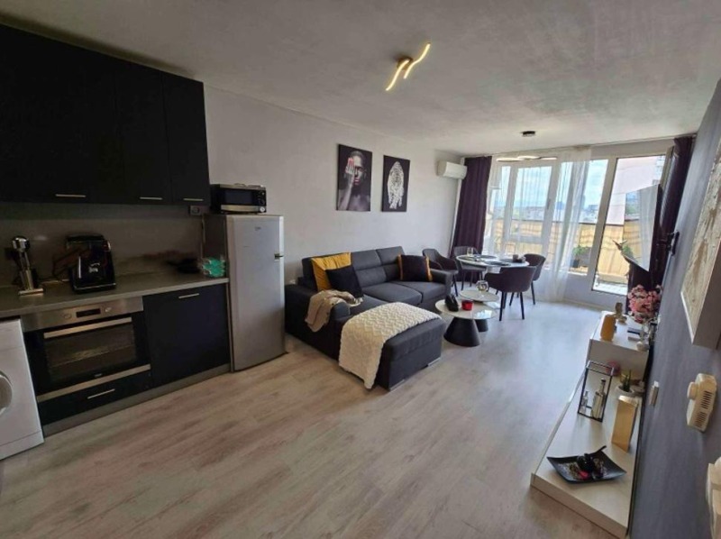 K pronájmu  1 ložnice Sofia , Bakston , 80 m2 | 85152976