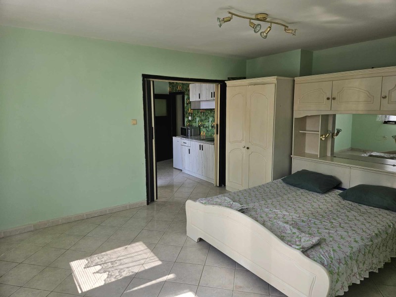 Дава под Наем 2-СТАЕН в град Варна, м-т Евксиноград - 33 кв.м / 330 € » 645.42 лв.