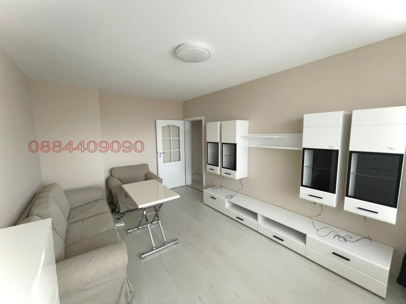 Da affittare  1 camera da letto Sofia , Poligona , 70 mq | 86708326 - Immagine [3]
