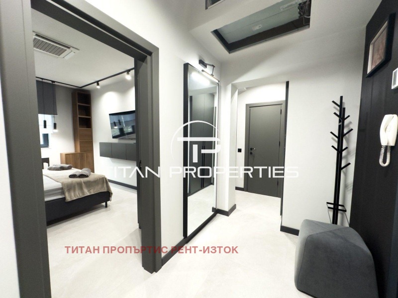 Дава под наем 3-СТАЕН, гр. Бургас, Център, снимка 6 - Апартаменти - 52521297