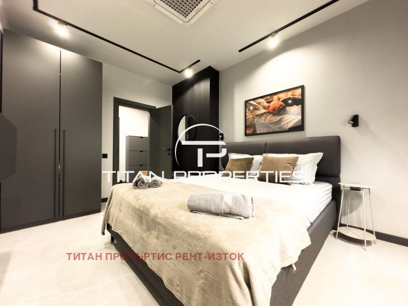 Дава под наем 3-СТАЕН, гр. Бургас, Център, снимка 4 - Апартаменти - 52521297