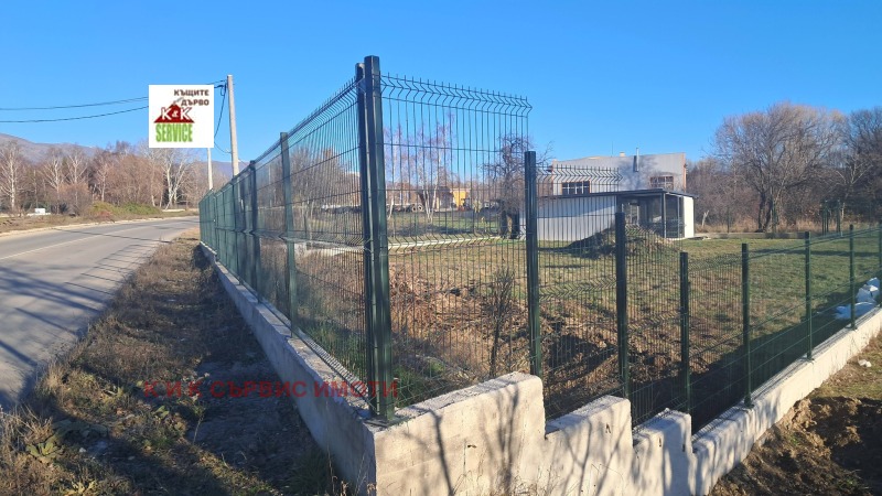 Дава под наем МЯСТО, гр. Златица, област София област, снимка 2 - Парцели - 52755722