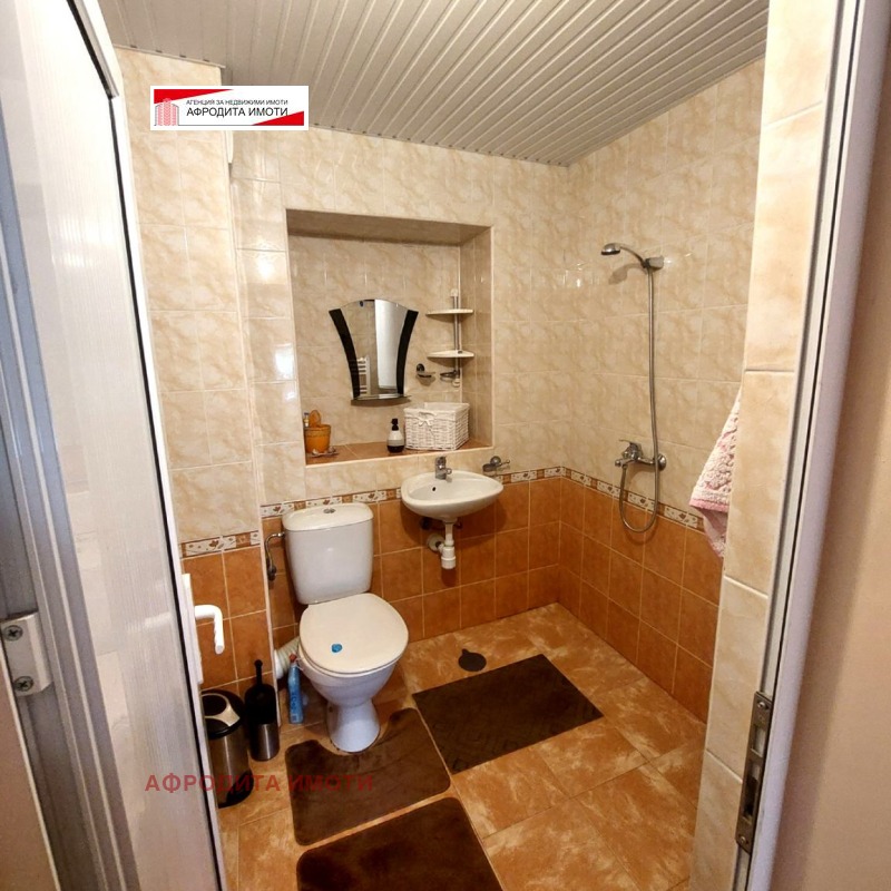 Дава под наем КЪЩА, с. Змейово, област Стара Загора, снимка 15 - Къщи - 52198122