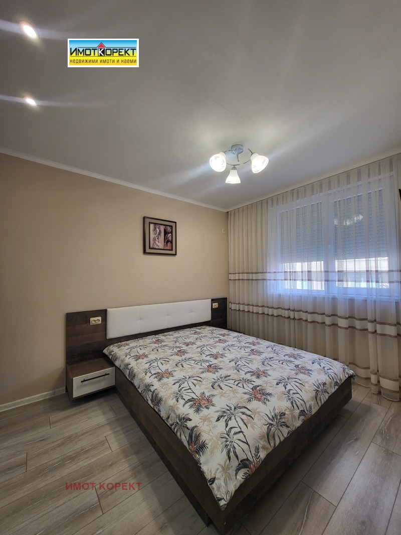 De inchiriat  1 dormitor Pazardjic , Idealen țentâr , 60 mp | 30027028 - imagine [11]