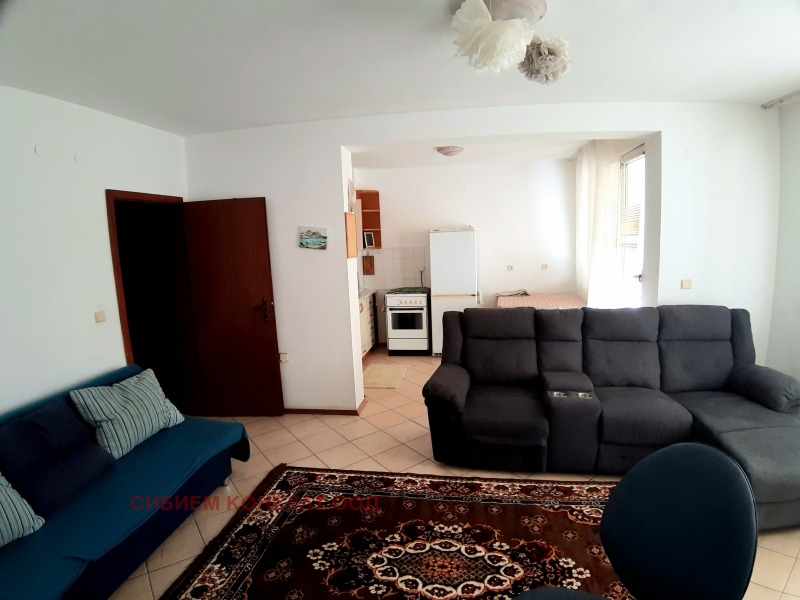 Дава под наем 2-СТАЕН, гр. София, Медицинска академия, снимка 2 - Апартаменти - 52018558