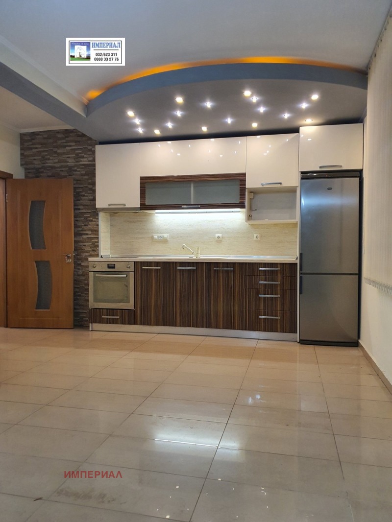 Дава под наем 3-СТАЕН, гр. Пловдив, Център