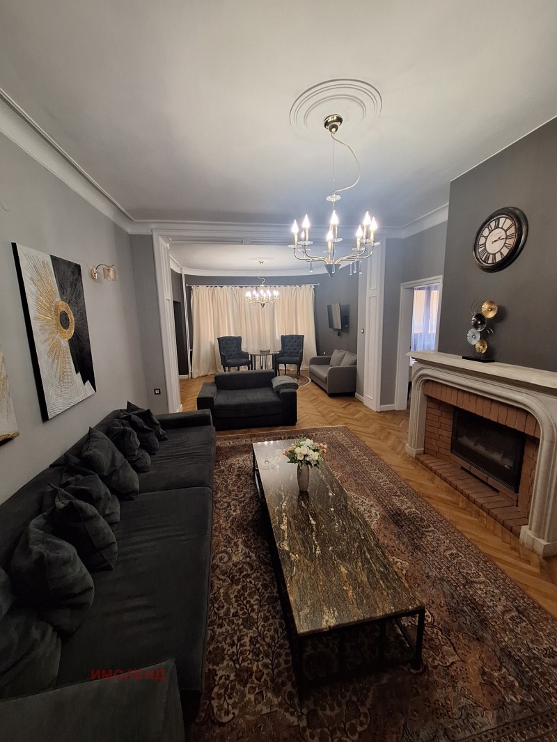 För uthyrning  3 sovrum Sofia , Centar , 25 kvm | 74523607