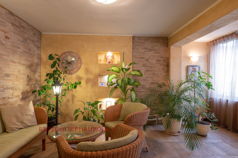 Zu vermieten  3+ Schlafzimmer Sofia , Iwan Wazow , 190 qm | 59023033 - Bild [7]