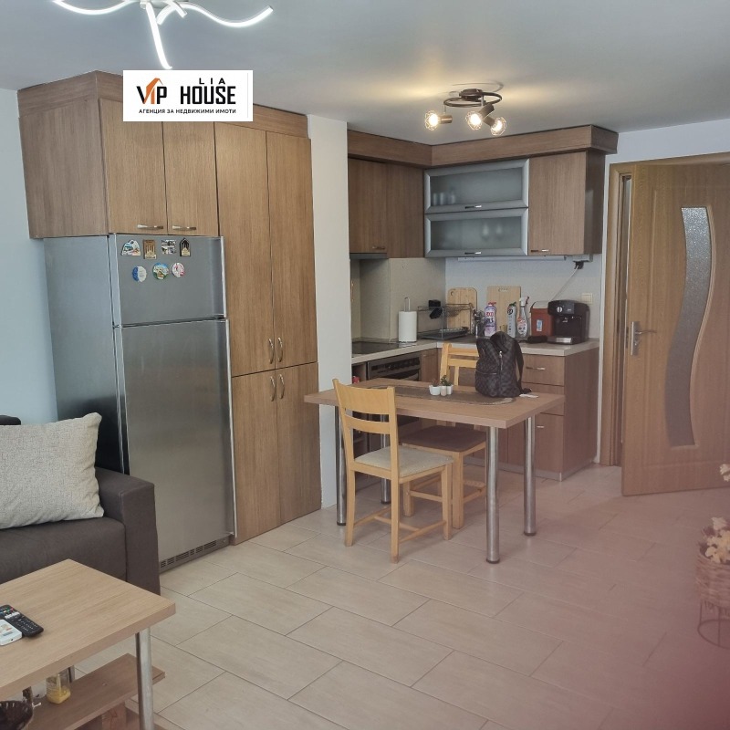 Дава под наем 2-СТАЕН, гр. Пазарджик, Идеален център