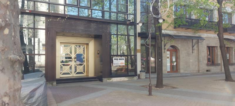 Дава под наем МАГАЗИН, гр. Хасково, Център, снимка 2 - Магазини - 53893659