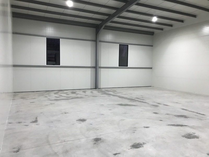 Дава под нем  Склад, област Пловдив, с. Оризари •  607 € • ID 57229597 — holmes.bg - [1] 