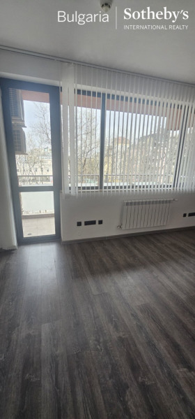 ОФИС, 89 m2