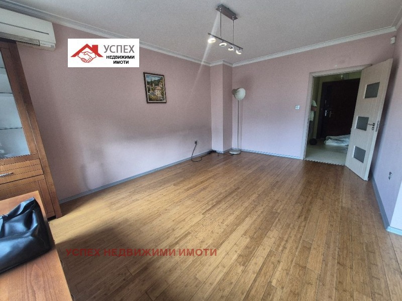 K pronájmu  3 ložnice Sofia , Musagenica , 110 m2 | 85981069 - obraz [5]