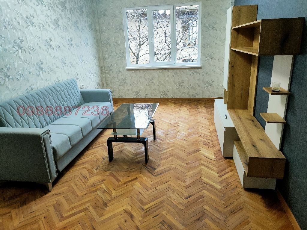 Дава под наем МНОГОСТАЕН, гр. Плевен, Идеален център