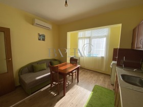 1 dormitorio Chayka, Varna 4