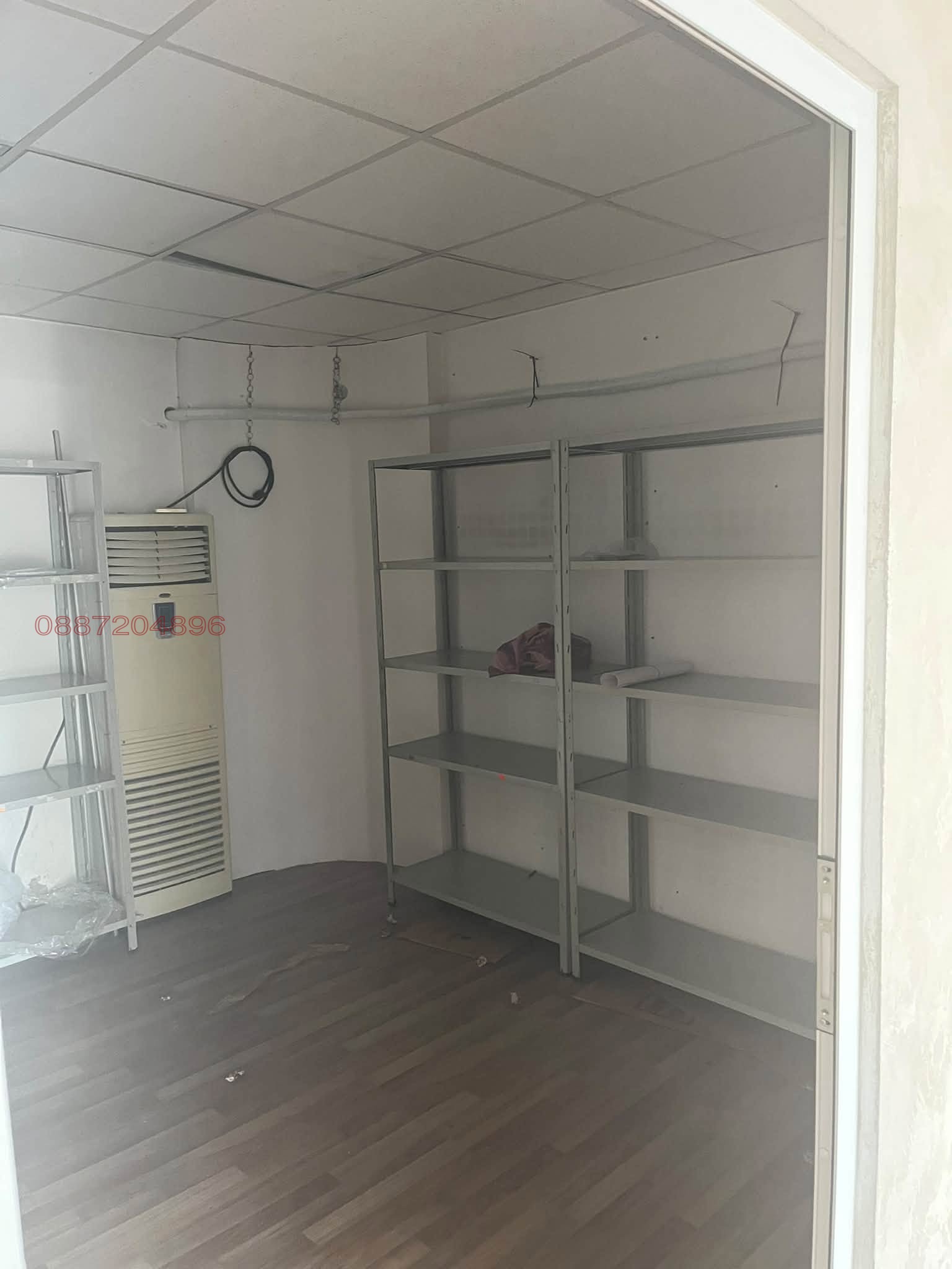 Дава под наем МАГАЗИН, гр. Горна Оряховица, област Велико Търново, снимка 6 - Магазини - 56165550