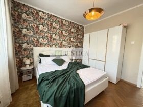 1 chambre Tsentar, Varna 12