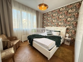 1 chambre Tsentar, Varna 13