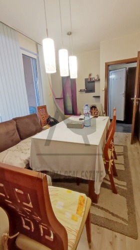 1 soveværelse Kolhozen pazar, Varna