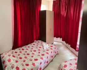 2 slaapkamers Lazur, Burgas 5