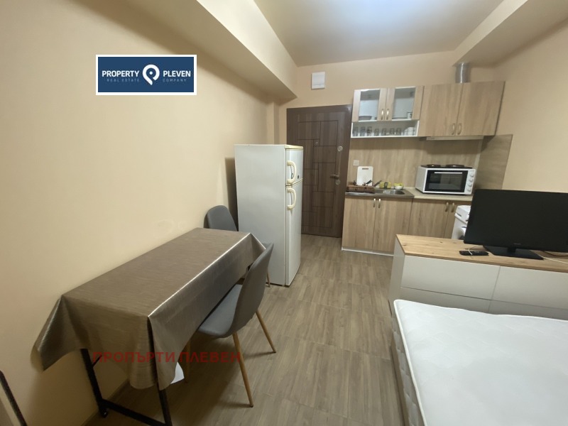 Дава под наем СТАЯ, гр. Плевен, Широк център