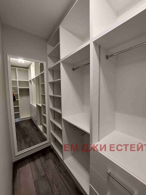 En renta  2 dormitorios Sofia , Vitosha , 143 metros cuadrados | 71368076 - imagen [9]