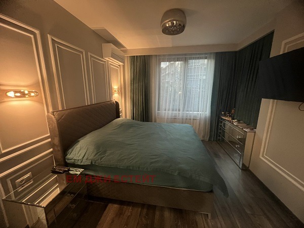 En renta  2 dormitorios Sofia , Vitosha , 143 metros cuadrados | 71368076 - imagen [7]