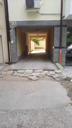 Гараге Центар, Софија 3
