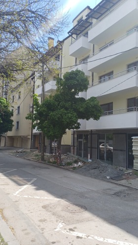 Гараге Центар, Софија 1