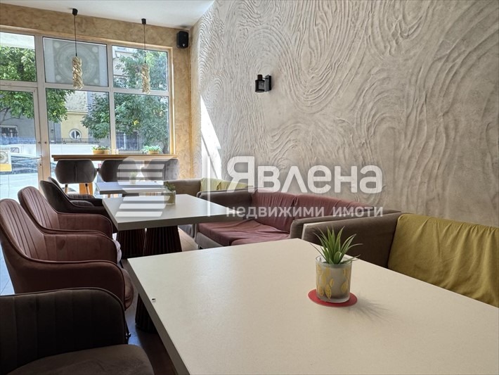 Te huur  Bar; Koffiebar Varna , Operata , 65 m² | 96678824 - afbeelding [4]