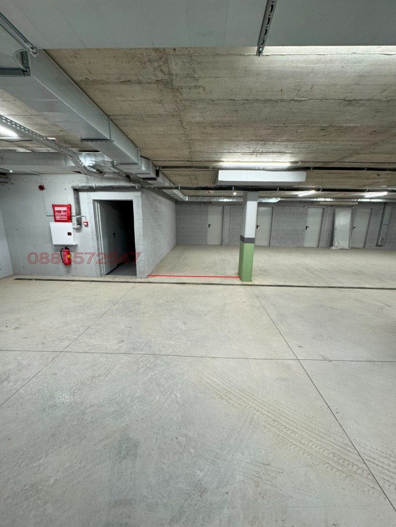 Vuokrattavana  Parkkipaikka Sofia , Krastova vada , 17 neliömetriä | 89446523