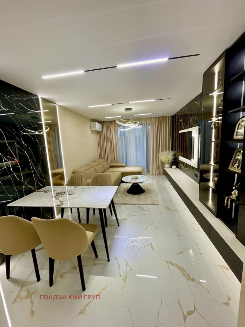 Дава под наем 3-СТАЕН, гр. Пловдив, Център, снимка 2 - Апартаменти - 52622331