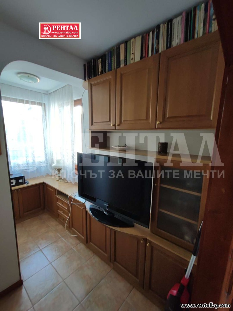 Vuokrattavana  2 makuuhuonetta Plovdiv , Tsentar , 97 neliömetriä | 52921486 - kuva [4]