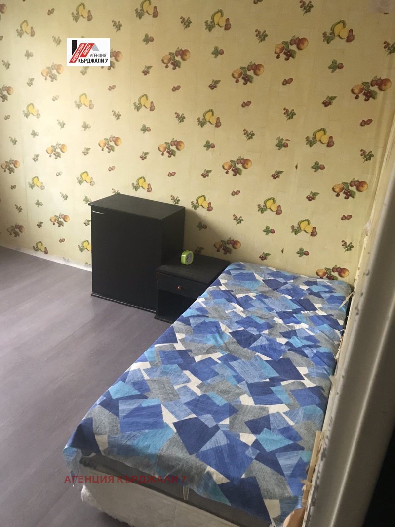Издаје се  3+ спаваћа соба Карджали , Вазрожденци , 97 м2 | 99125962 - слика [5]