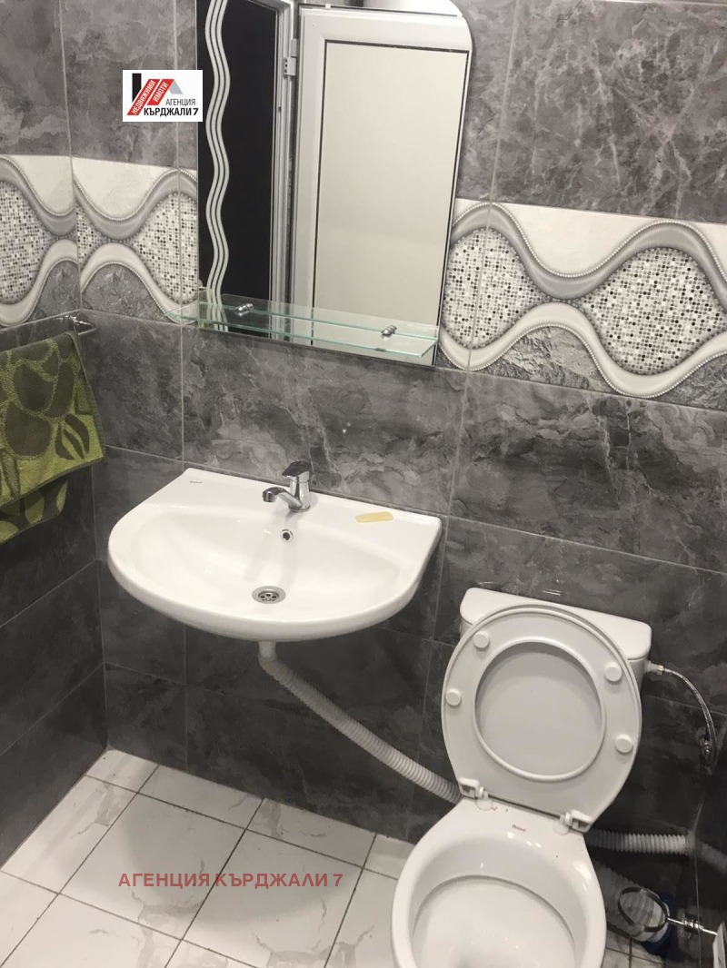 Издаје се  3+ спаваћа соба Карджали , Вазрожденци , 97 м2 | 99125962 - слика [8]