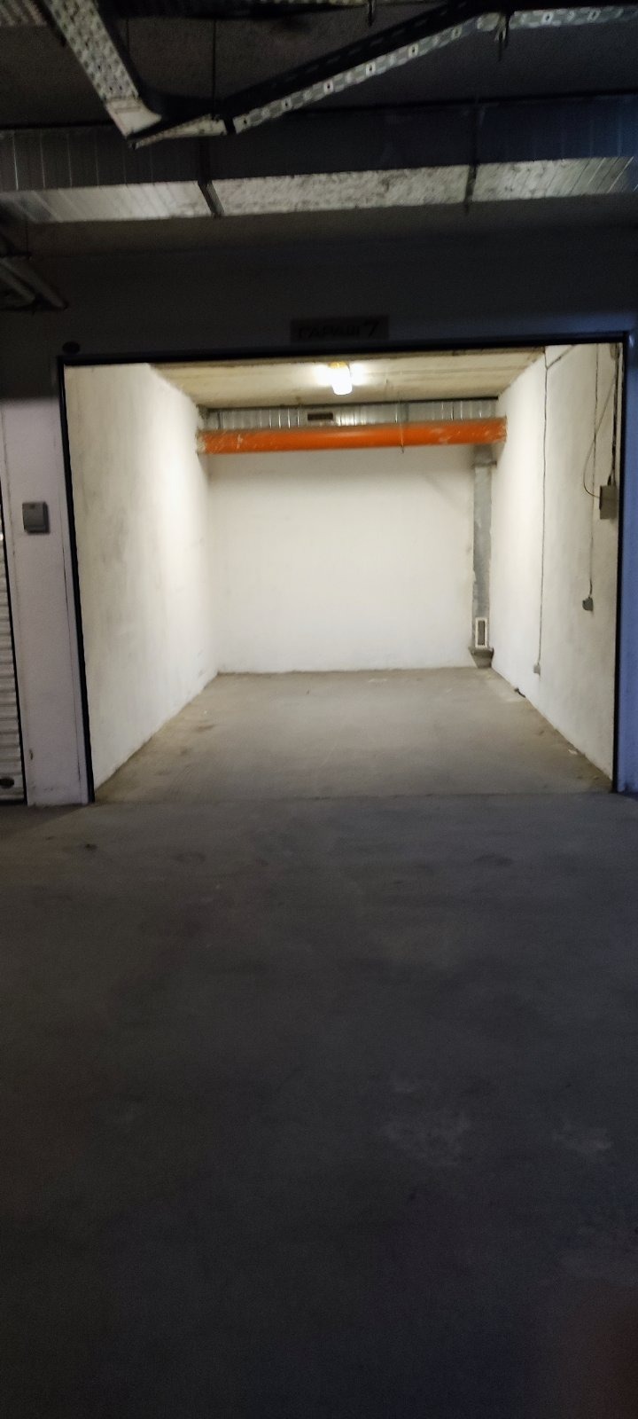 För uthyrning  Garage Sofia , Krastova vada , 23 kvm | 49134364 - bild [4]
