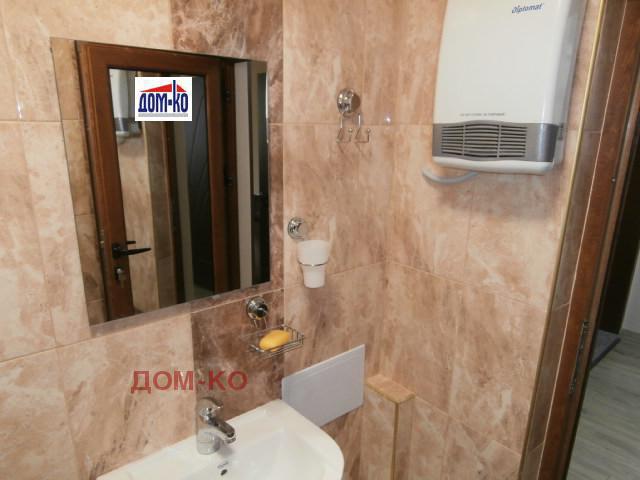 De inchiriat  1 dormitor Pazardjic , Țentâr , 54 mp | 36591226 - imagine [9]