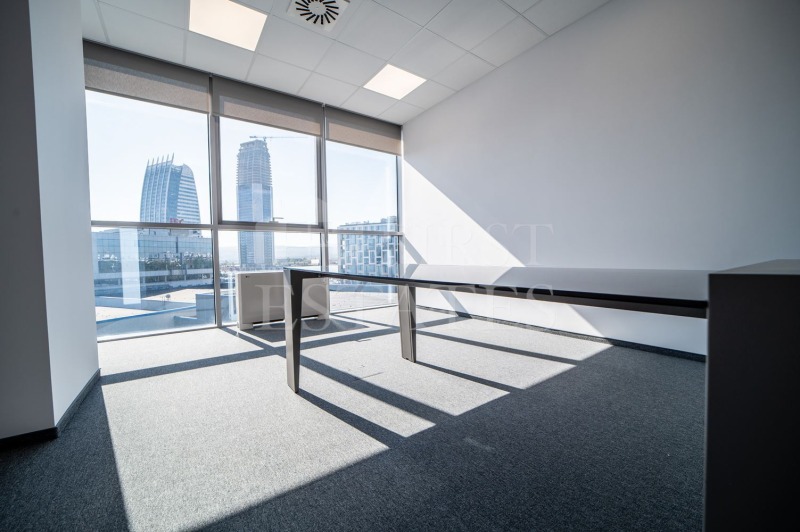 For Rent  Office Sofia , Poligona , 725 sq.m | 52830758