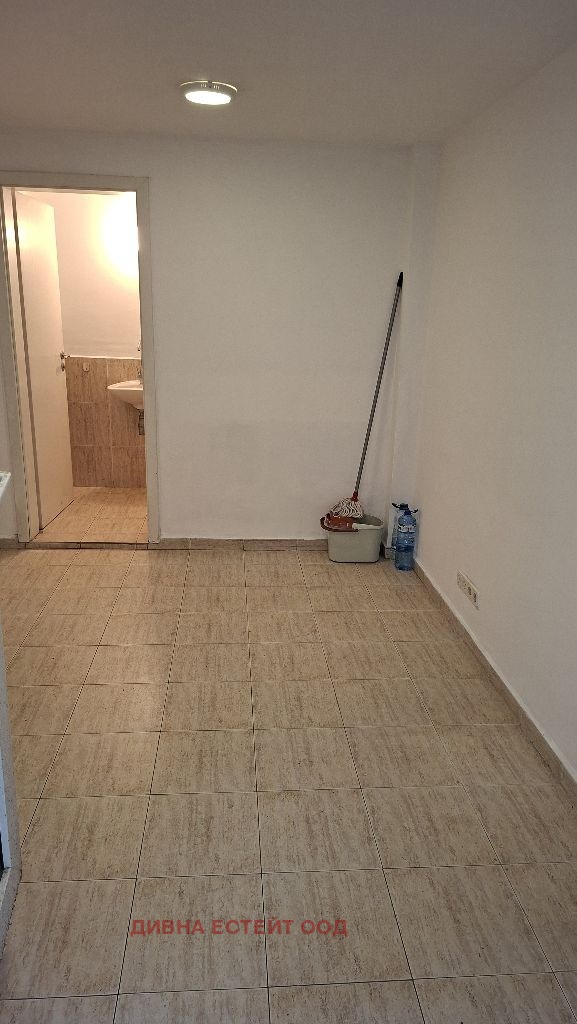 Дава под наем ОФИС, гр. София, Център