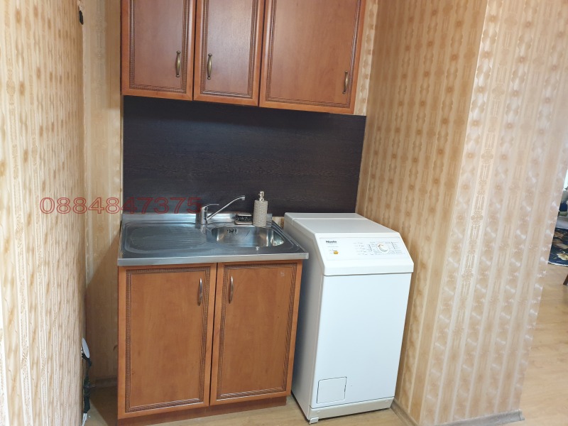 Дава под наем 3-СТАЕН, гр. София, Карпузица, снимка 3 - Апартаменти - 53405849