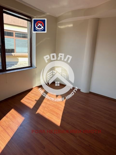 Do wynajęcia  Biuro region Płowdiw , Stambolijski , 30 mkw | 11556959 - obraz [2]