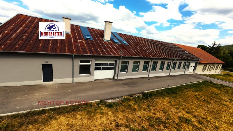 Zu vermieten  Industriegebäude region Pernik , Breznik , 500 qm | 97063011
