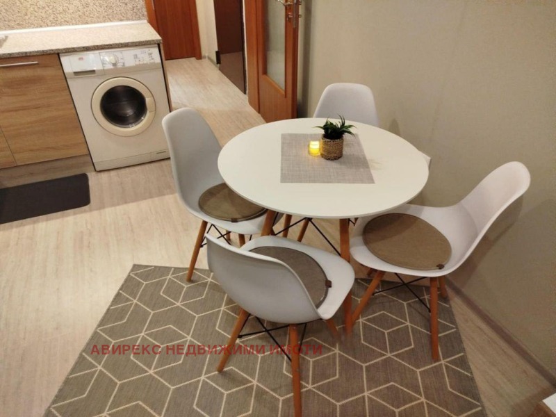 De inchiriat  1 dormitor Plovdiv , Camenița 2 , 70 mp | 60031657 - imagine [4]